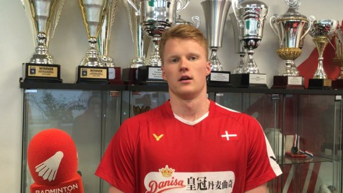 背後影響 背後影響