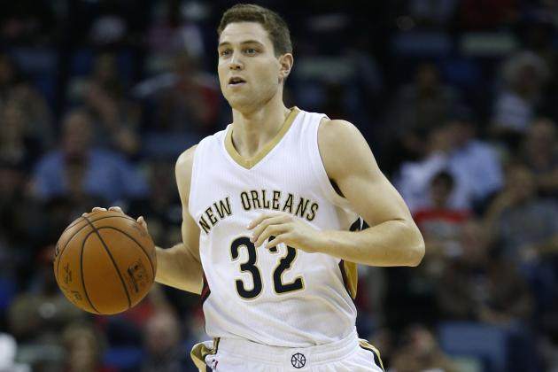 萧华在采访 萧华在采访