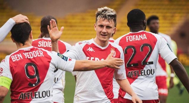 高层被频繁 高层被频繁